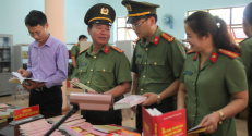 Công an Bắc Giang tổ chức Lễ phát động phong trào đọc sách trong Công an tỉnh