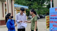 Các đoàn viên thanh niên, hội viên phụ nữ Công an tỉnh Bắc Giang tiếp tục tiếp sức mùa thi tại 100% các điểm thi trên địa bàn tỉnh