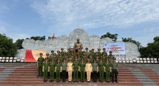 Công an thị xã Việt Yên: Tổ chức sinh hoạt chính trị kỷ niệm 134 năm ngày sinh Chủ tịch Hồ Chí Minh